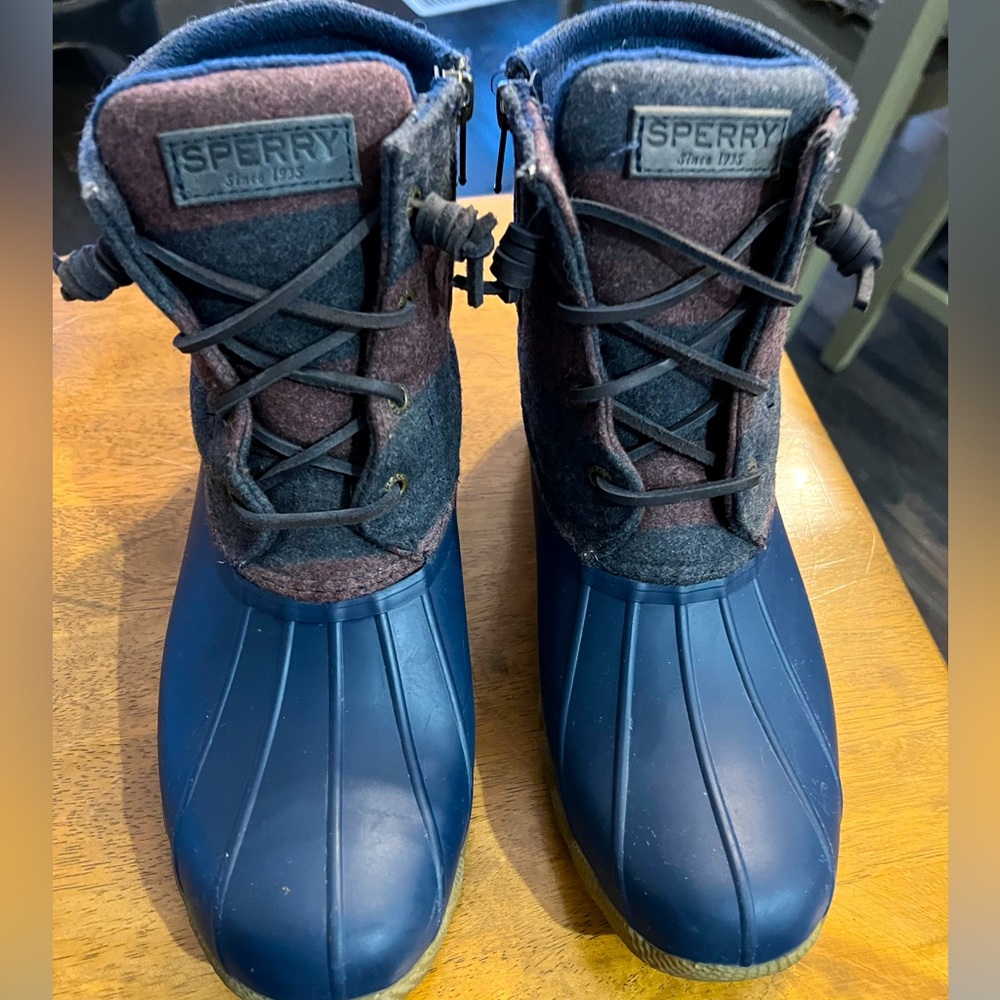 Sperry Saltwater Duck Boot plaid, wool shaft, signature rubber "duck" shell.